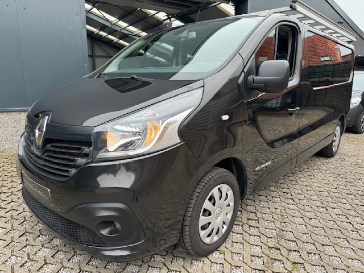 Renault Trafic Dubbele cabine/Lang chassis/dakrek