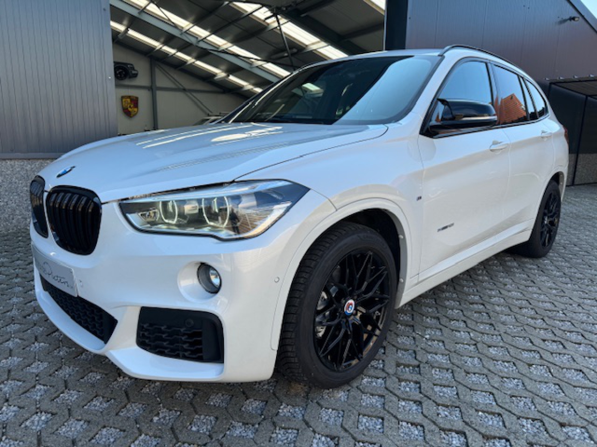 BMW X1 Benzine - M pack